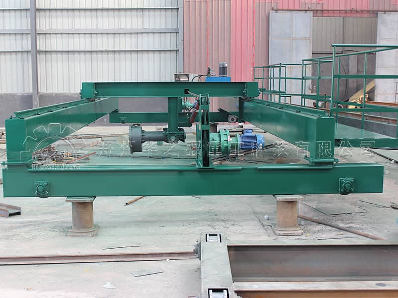 生產(chǎn)有機肥時選擇什么翻拋機合適